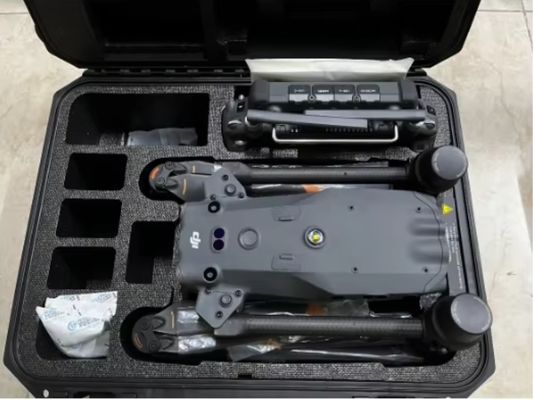 M30T Dock Integrated Thermal Drone Maximum Takeoff Weight 4069g 15km Image Transmission Foldable Design and Camera Equipped